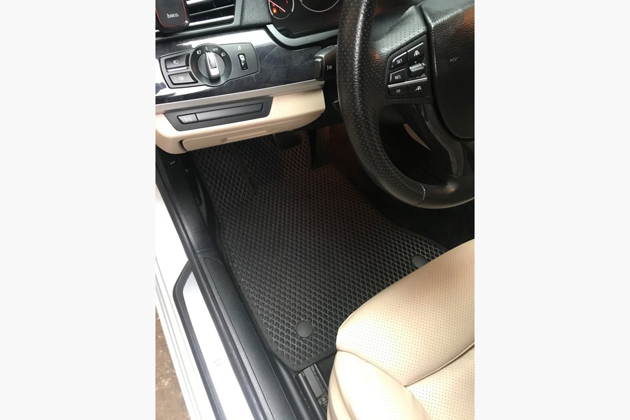 BMW rad 7 F01/F02 2008–2015 EVA rohože do interiéru (pre F02, čierne) Image