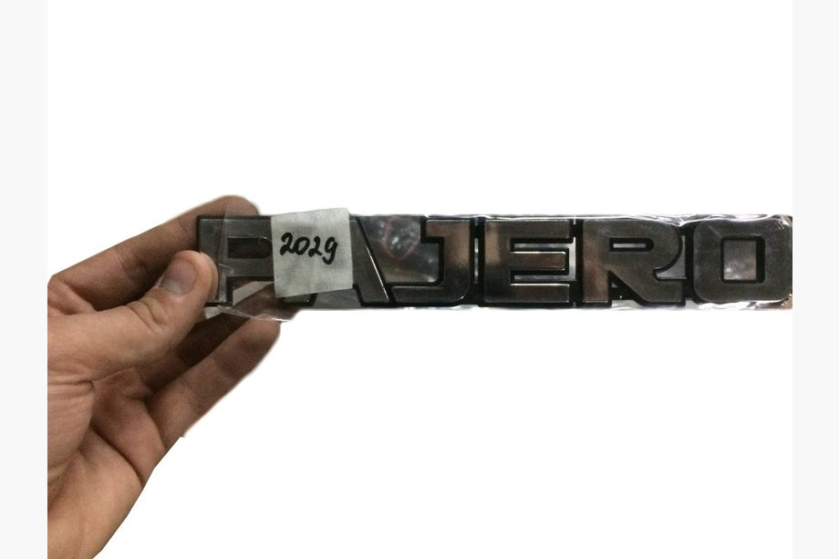 Mitsubishi Pajero Wagon IV 2006–2021 Nápis 23 cm x 3,5 cm (Turecko) Image