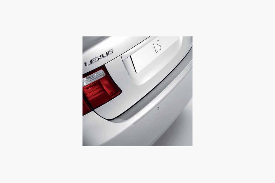 Lexus LS 2007–2017 Originálna ochranná fólia na nárazník PZ438-F1181-00 Image