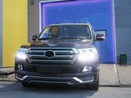 Toyota Land Cruiser 200 2007–2021 Sada bodykitu 2016↗ (Modelista V3) Biela farba fotografia 1