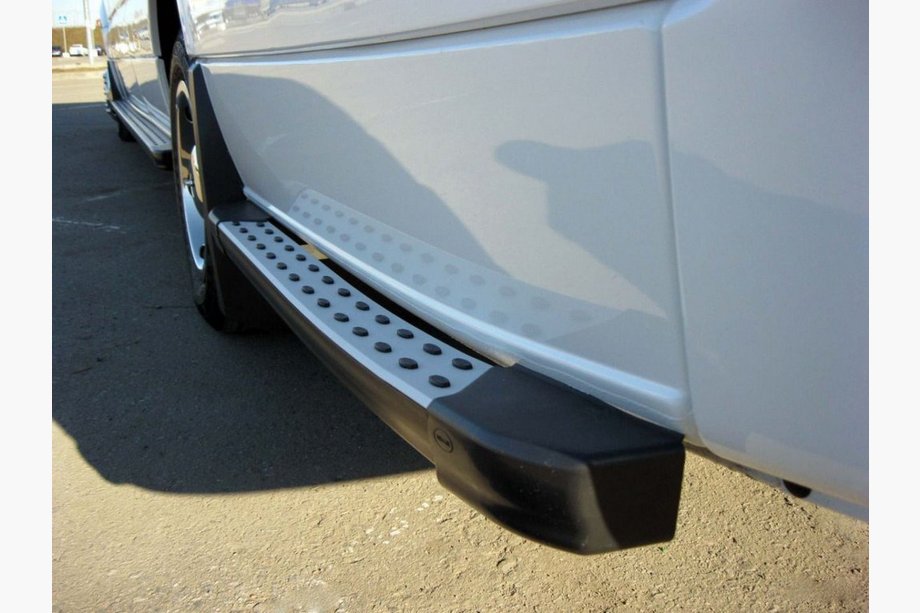 Mercedes Sprinter W906 2006–2018 Bočné prahy za zadným kolesom DOT-Line (2 ks, hliník) Image