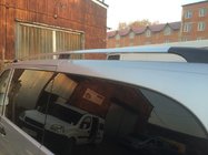 Mercedes Viano 2004–2014 Chrómové strešné lyžiny CAN, originálny dizajn (kovové nohy) Stredný rázvor (Long) fotografia 7