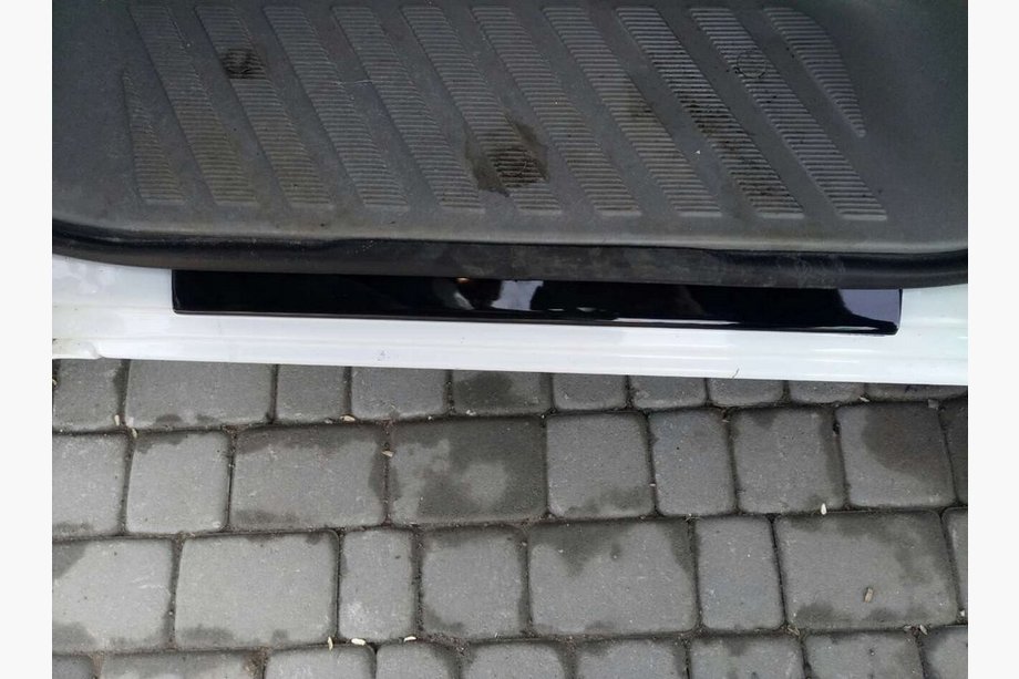 Volkswagen Crafter 2006–2016 Nástupné lišty DDU (2 ks., ABS) Matné Fotografia 2