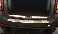 Renault Duster 2008–2017 Nerezová ochranná lišta na zadný nárazník Nataniko s ohybom fotografia 1