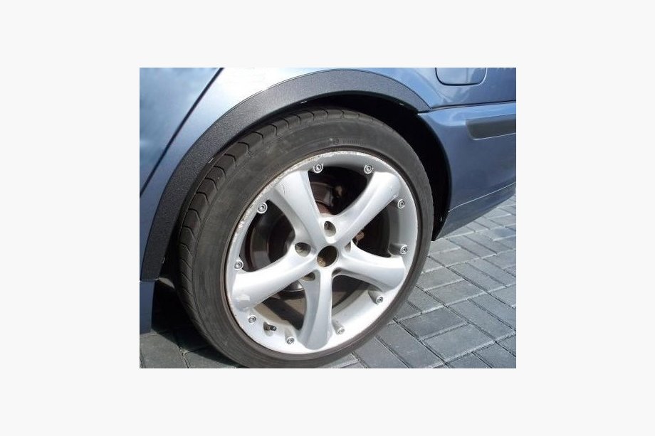 BMW 3 E46 1998–2006 Nástavce lemov blatníkov (4 ks, čierne) Image