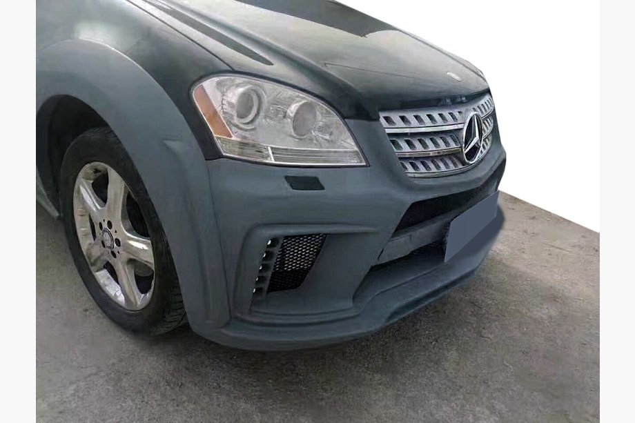 Mercedes ML W164 2005–2011 AMG bodykit – kompletná sada nárazníkov Fotografia 1