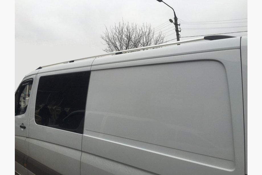 Mercedes Sprinter W906 2006–2018 Strešné lyžiny DD 265 cm, chróm, plastová pätka Image
