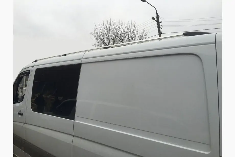 Mercedes Sprinter W906 2006–2018 Strešné lyžiny DD Image