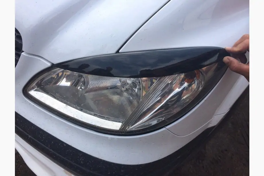 Mercedes Vito W639 2004–2014 Rovné mračidlá na svetlá (2004-2010, 2 ks, plast) Fotografia 1