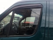Mercedes Sprinter W906 2006–2018 Lepiace okenné deflektory (2 ks, Aomis) fotografia 3