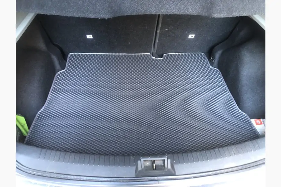 Nissan Qashqai 2007–2010 Vanička do kufra (EVA, čierna) Image