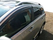 Nissan Qashqai 2010–2014 Okenné deflektory (4 ks, Sport) fotografia 1