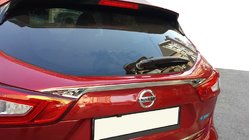 Nissan Qashqai 2014–2021 Nerezová ozdobná lišta nad ŠPZ OmsaLine – talianska nehrdzavejúca oceľ fotografia 1