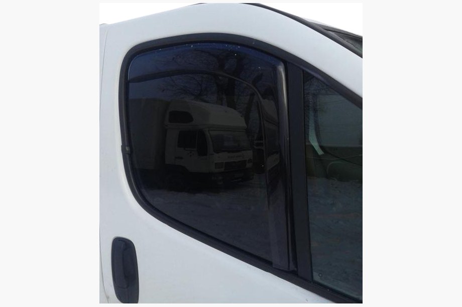 Renault Trafic 2015– VÝPREDAJ! Vkladacie deflektory okien (2 ks, HIC) Image