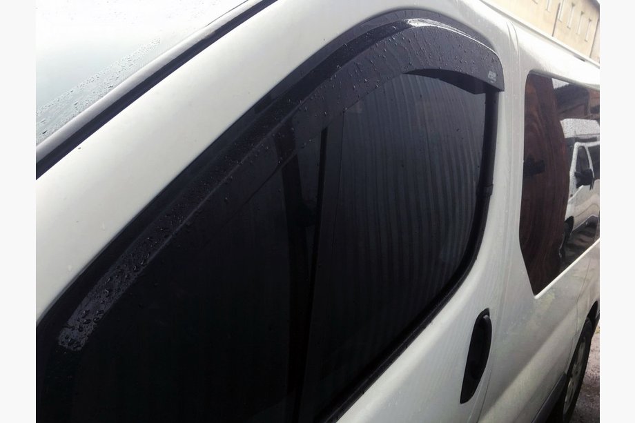Nissan Primastar 2002–2014 Okenné deflektory (2 ks, DDU) Image