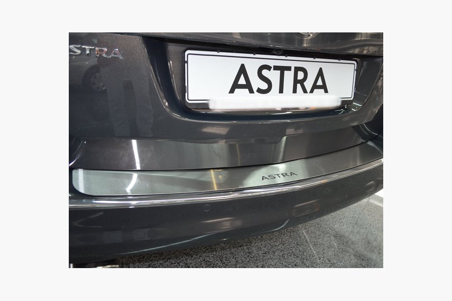 Opel Astra J 2009–2015 Natanika nerezový kryt zadného nárazníka Image