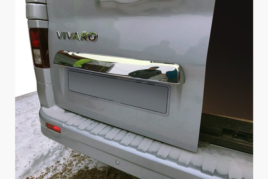 Opel Vivaro 2015–2019 Lišta nad ŠPZ (nerez) Image