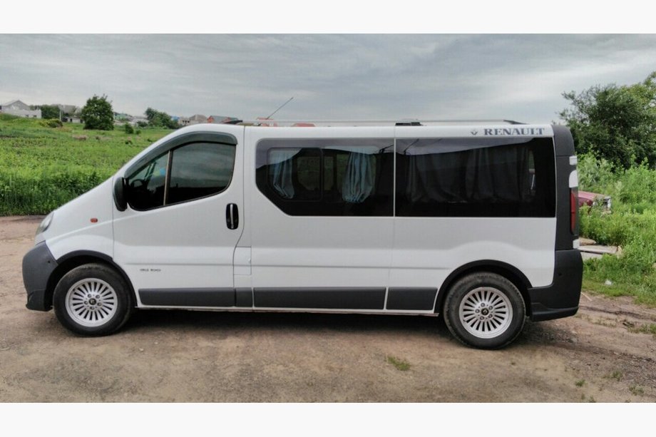 Renault Trafic 2001–2015 Kryty lemov blatníkov (4 ks, čierne) 2007-2015, čierny kov, predné + zadné Fotografia 6