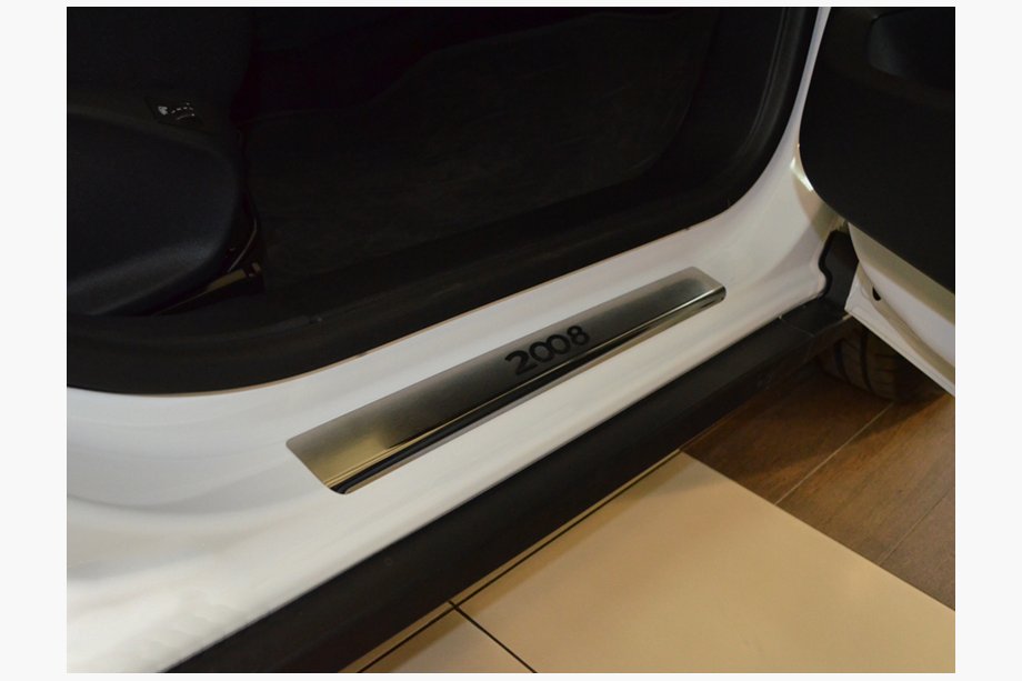 Peugeot 2008 2013–2019 Natanika Premium kryty prahov (4 ks, nerez) Image