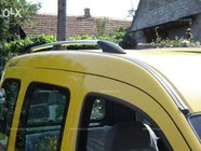 Renault Kangoo 1998–2008 Chrómové strešné lyžiny Štandardná základňa, plastové pätky fotografia 2