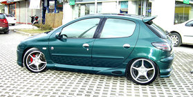Peugeot 206 1998–2024 Bočné prahy (na lakovanie) fotografia 1