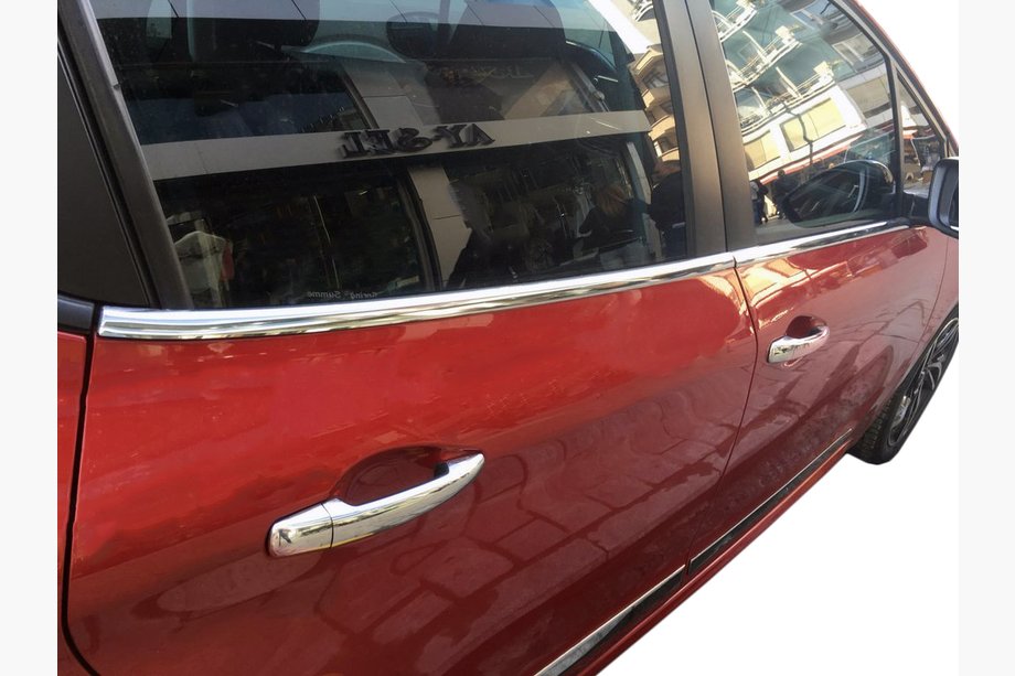 Peugeot 208 2012–2019 Okenné lišty (4 ks, nerez) Image