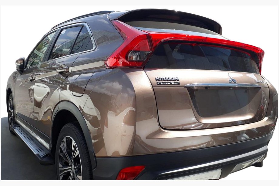 Mitsubishi Eclipse Cross 2017– Bočné nášľapy typu X5 (2 ks, hliník) Image
