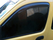 Renault Kangoo 1998–2008 Okenné deflektory 8 cm (2 ks, UA) fotografia 1