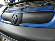 Renault Trafic 2001–2015 Zimný horný kryt masky chladiča 2001-2007, lesklá fotografia 9