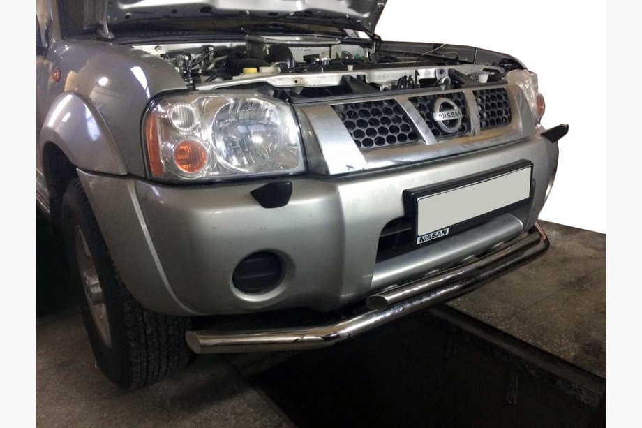 Nissan NP300 1999–2015 Predný ochranný rám ST014 (nerez) Image