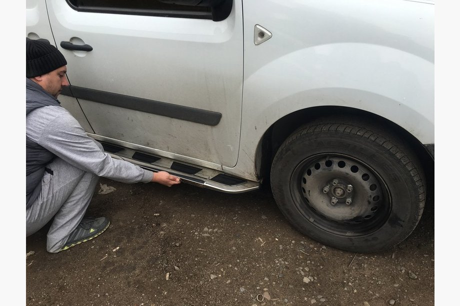 Renault Kangoo 2008–2020 Bočné prahy Vison (2 ks, hliník / nerez) Image