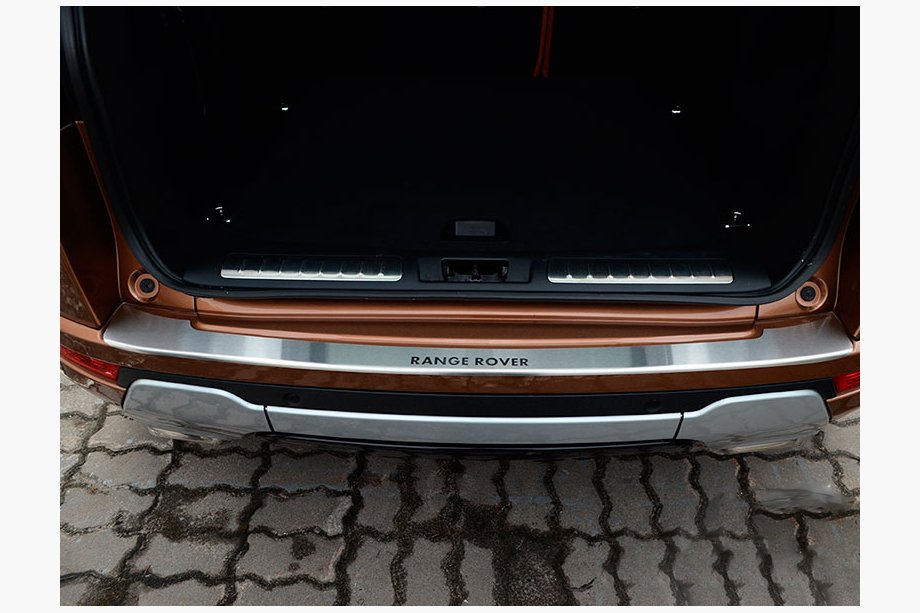 Range Rover IV L405 2013–2021 Nerezový kryt zadného nárazníka s ohybom Natanika Image