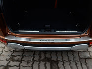 Range Rover IV L405 2013–2021 Nerezový kryt zadného nárazníka s ohybom Natanika fotografia 1