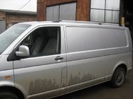 Volkswagen T5 Transporter 2003–2010 Chrómové strešné lyžiny fotografia 2
