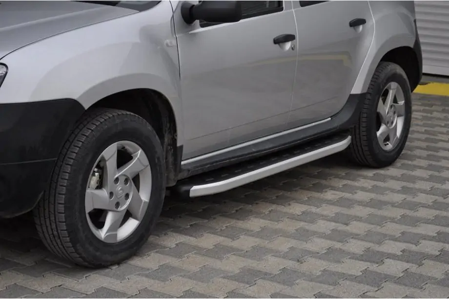 Renault Duster 2008–2017 Bočné prahy Fullmond (2 ks, hliník) Image