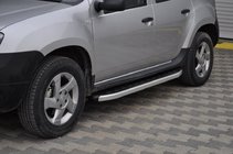Dacia Duster 2008–2018 Bočné nášľapy Fullmond (2 ks, hliníkový profil) fotografia 1