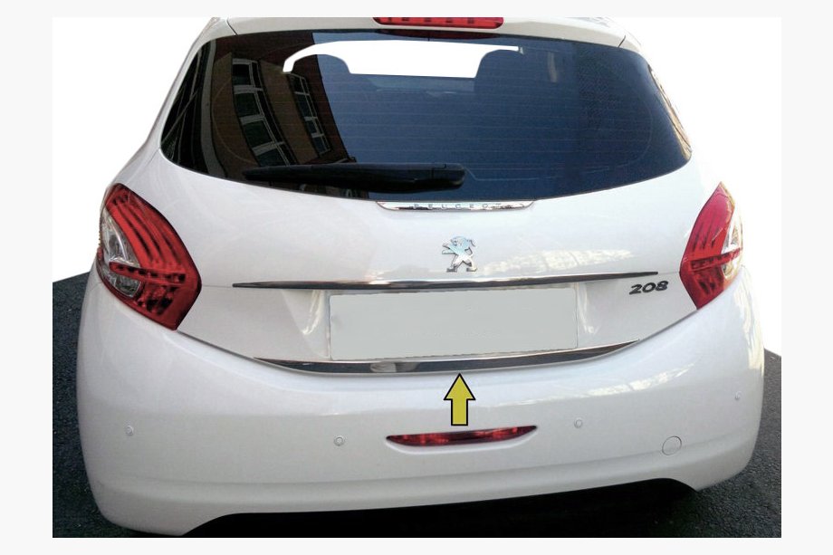 Peugeot 208 2012–2019 Nerezová lišta hrany kufra Image
