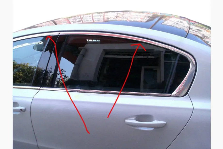 Peugeot 508 2010–2018 Horná okenná lišta (Sedan, nerez) Image