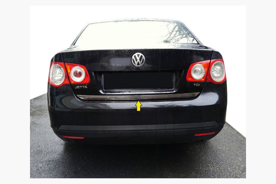 Volkswagen Jetta 2006–2011 Ochranná lišta hrany kufra (nerez) OmsaLine – talianska nehrdzavejúca oceľ Image