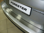 Subaru Forester 2008–2013 Nerezová lišta na zadný nárazník NataNika (nerez) fotografia 1