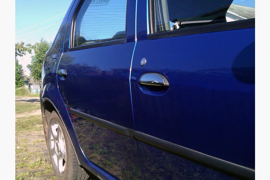 Renault Logan I 2008–2013 Chrómové kryty kľučiek dverí (4 ks, nerez) OmsaLine – talianska nehrdzavejúca oceľ Image