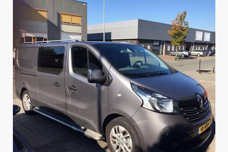 Fiat Talento 2016– Strešné lyžiny Skyport (sivé) Dlhý rázvor Fotografia 2