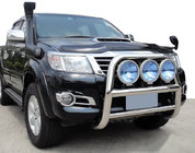 Toyota Hilux 2006–2015 Predný ochranný rám WT018 (nerez) fotografia 1
