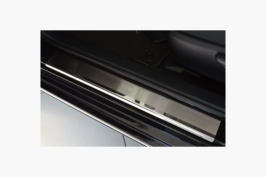 Toyota Camry 2017–2023 Nerezové prahové lišty Nataniko (4 ks) Premium - 3M lepiaca páska, 0,8 mm Image