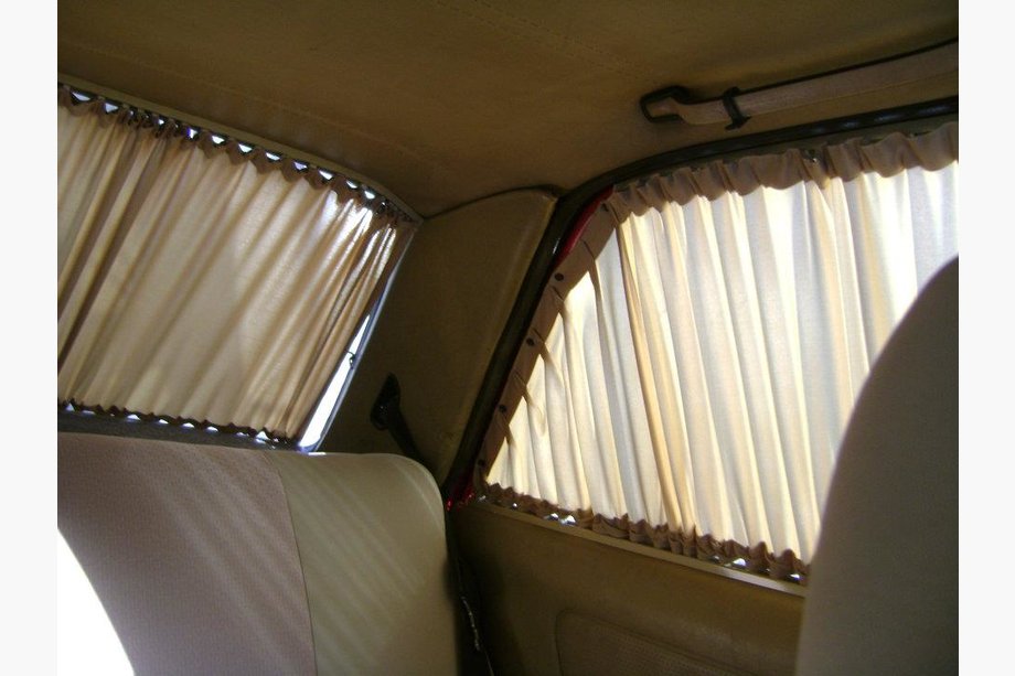 Renault Logan MCV 2005–2013 Slnečné clony – sortiment Omsa Line Image