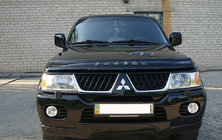 Mitsubishi Pajero Sport 1996–2007 Deflektor kapoty (VIP) fotografia 1
