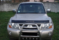 Mitsubishi Pajero Wagon III 1999–2006 Deflektor kapoty (VIP) fotografia 1