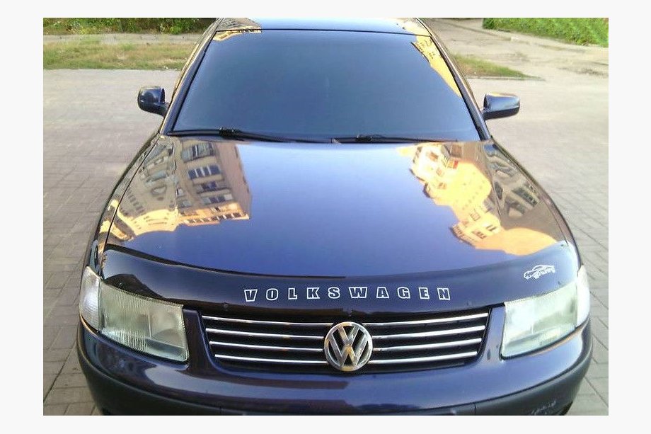 Volkswagen Passat B5 1997–2005 Deflektor kapoty 1997-2001 (VIP) Image