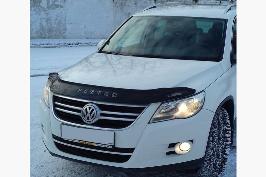 Volkswagen Tiguan 2007–2016 Deflektor kapoty (VIP) Image