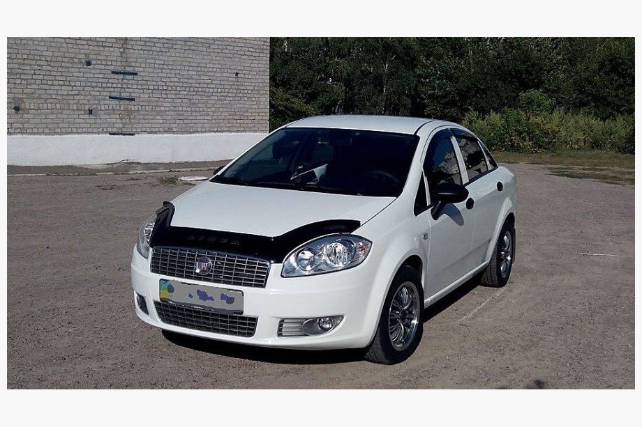 Fiat Linea 2006–2018 Deflektor kapoty (VIP) Image